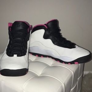 Worn Big Girls Jordan Retro 10 size 8.5
